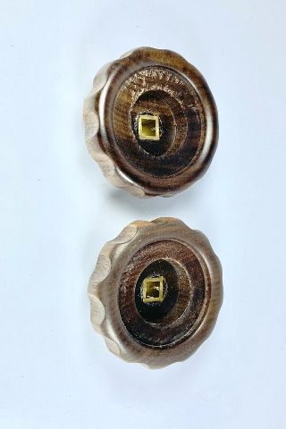 Tap Knob Walnut 7x7mm
